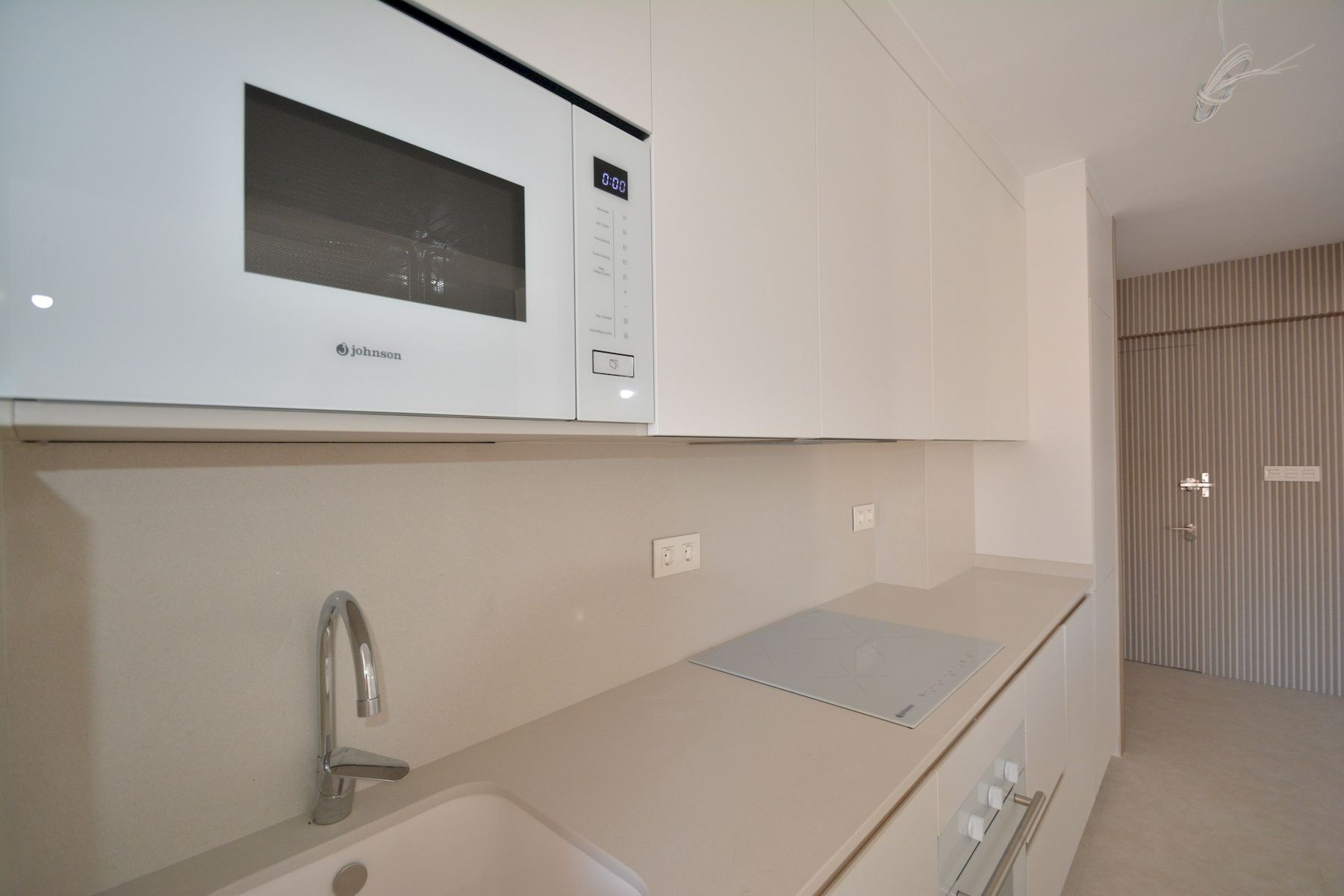 For sale - 3 Bedroom 1 Bathroom Apartment in Torrevieja - Costa Blanca  - Alicante