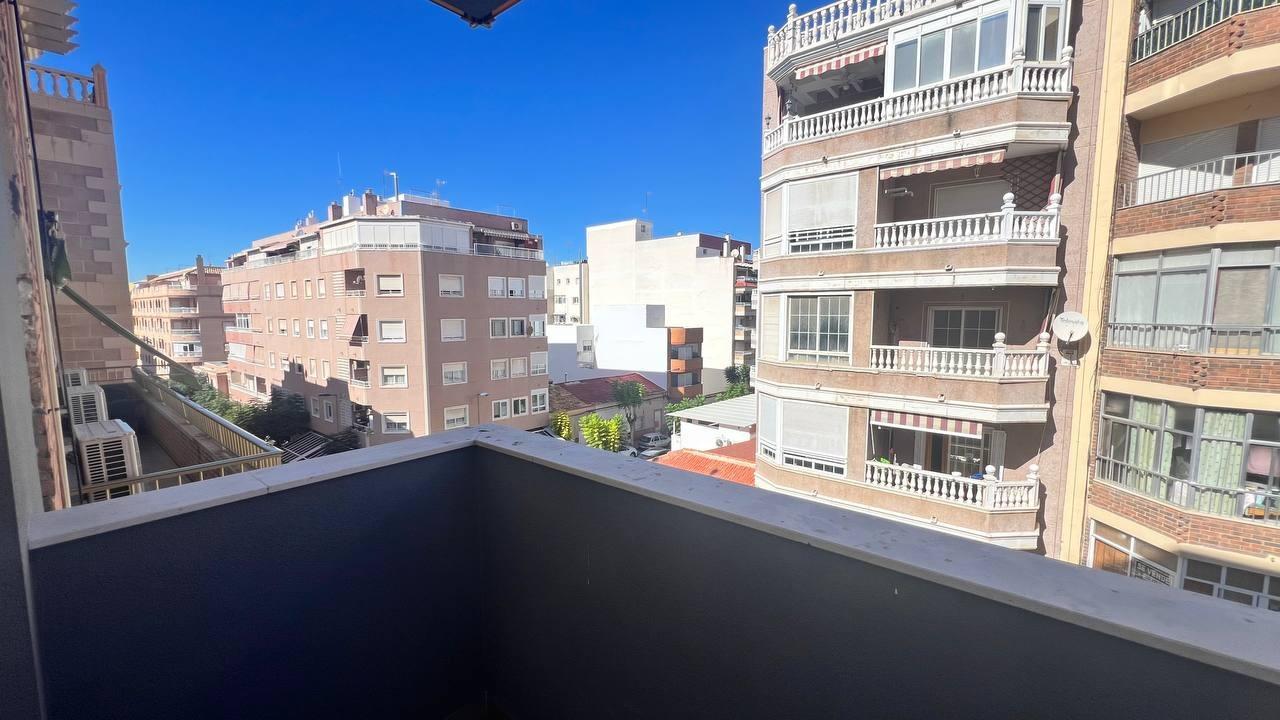 For sale - 2 Bedroom 1 Bathroom Apartment in Torrevieja - PARQUE DE LAS NACIONES  - Alicante
