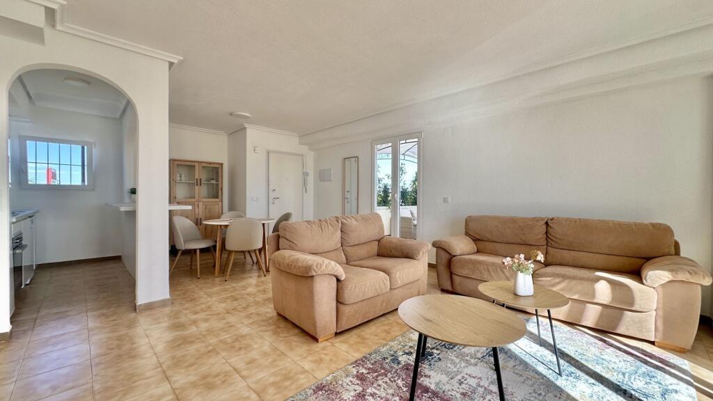 For sale - 2 Bedroom 2 Bathroom Penthouse in Torrevieja - Punta Prima  - Alicante