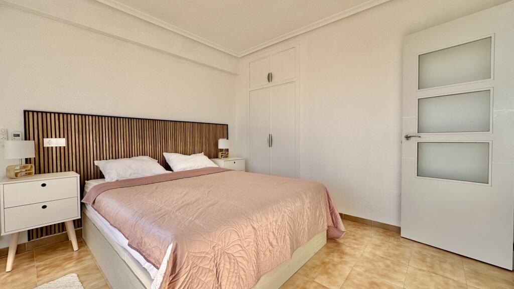 For sale - 2 Bedroom 2 Bathroom Penthouse in Torrevieja - Punta Prima  - Alicante