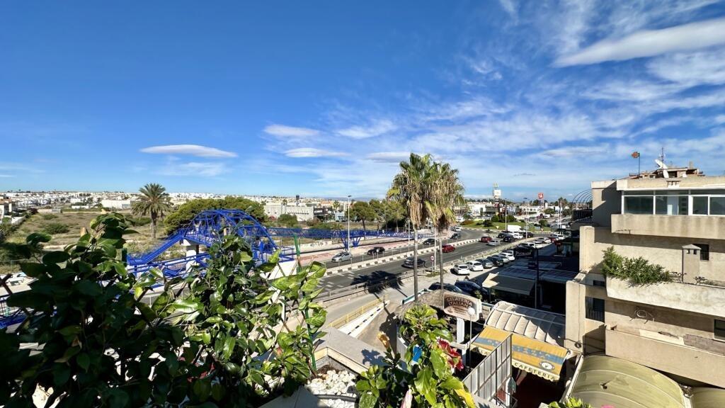 For sale - 2 Bedroom 2 Bathroom Penthouse in Torrevieja - Punta Prima  - Alicante