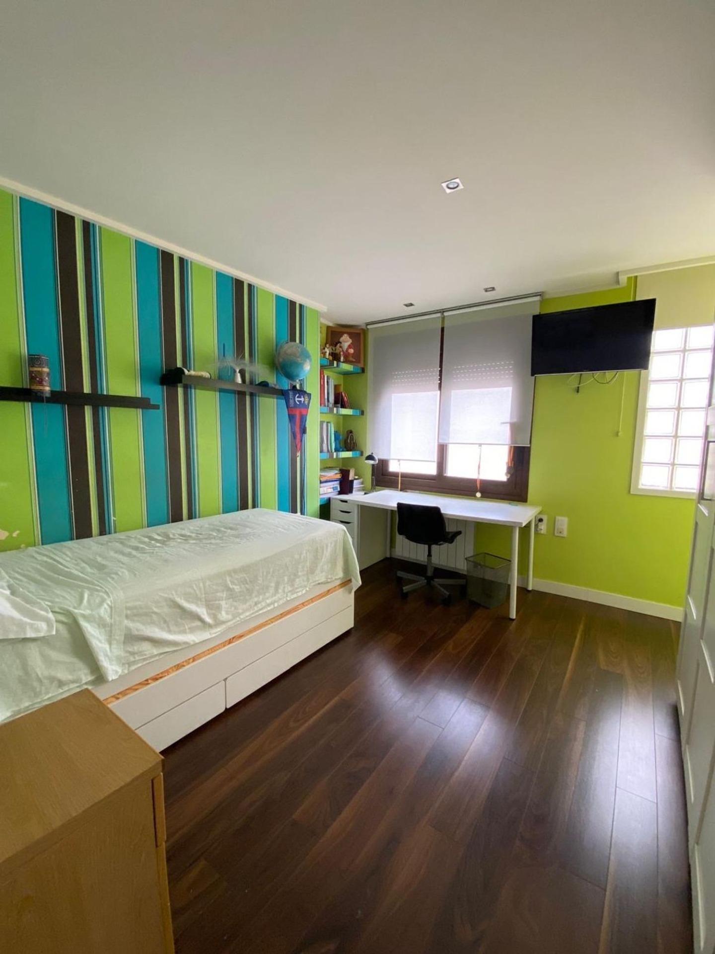 For sale - 5 Bedroom 5 Bathroom Villa in Torrevieja - Centro - Muelle Pesquero  - Alicante