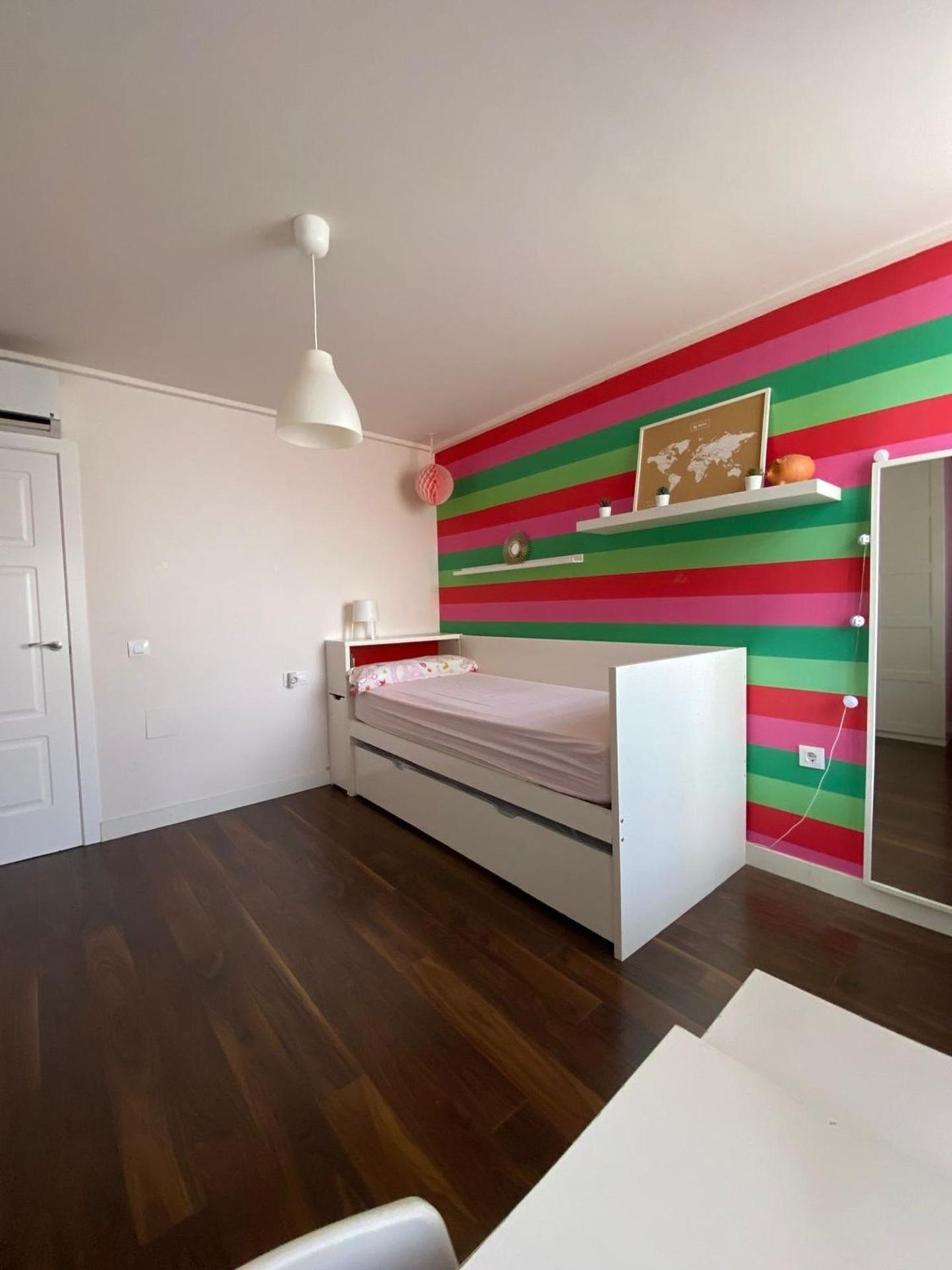 For sale - 5 Bedroom 5 Bathroom Villa in Torrevieja - Centro - Muelle Pesquero  - Alicante