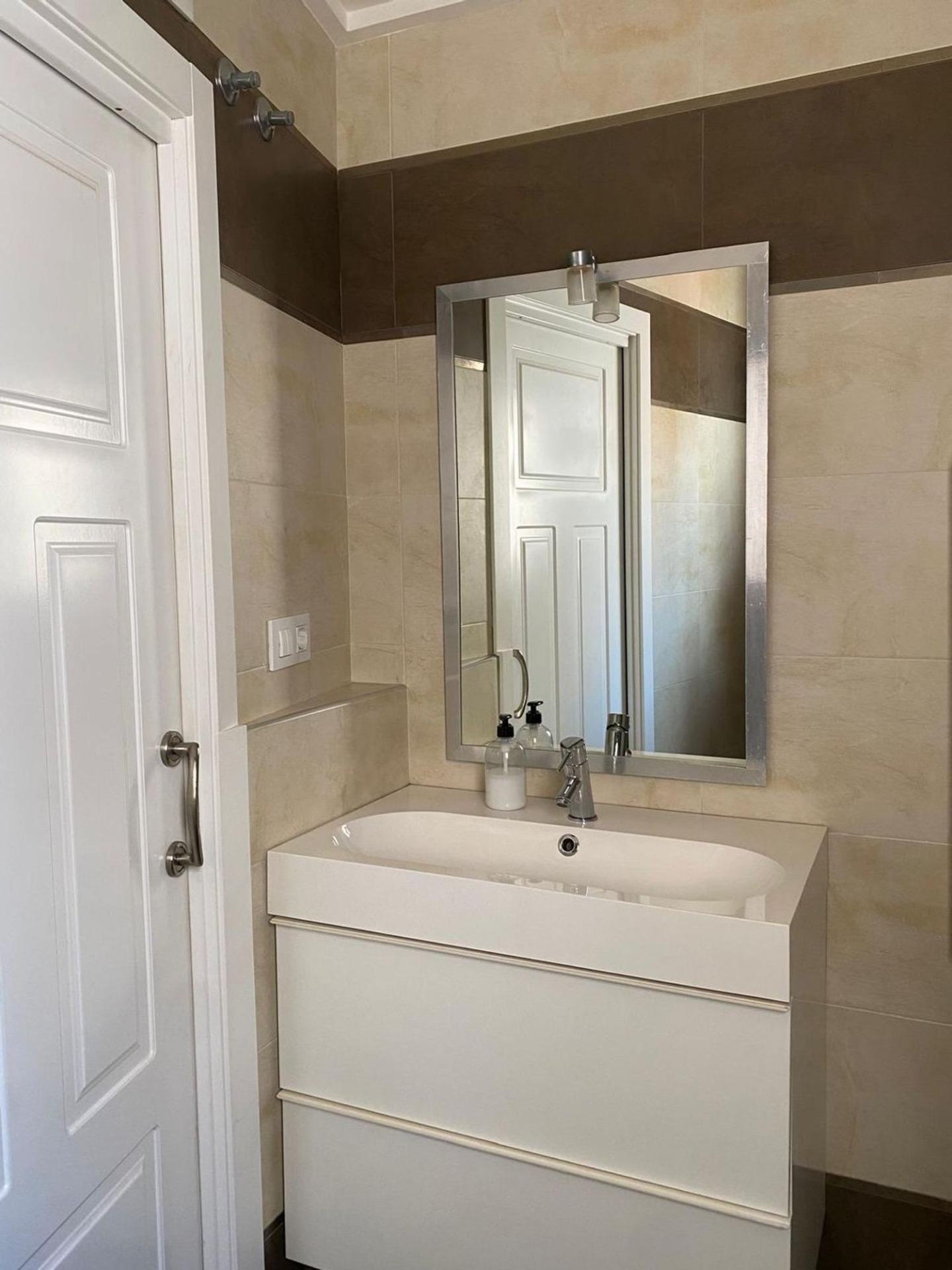 For sale - 5 Bedroom 5 Bathroom Villa in Torrevieja - Centro - Muelle Pesquero  - Alicante