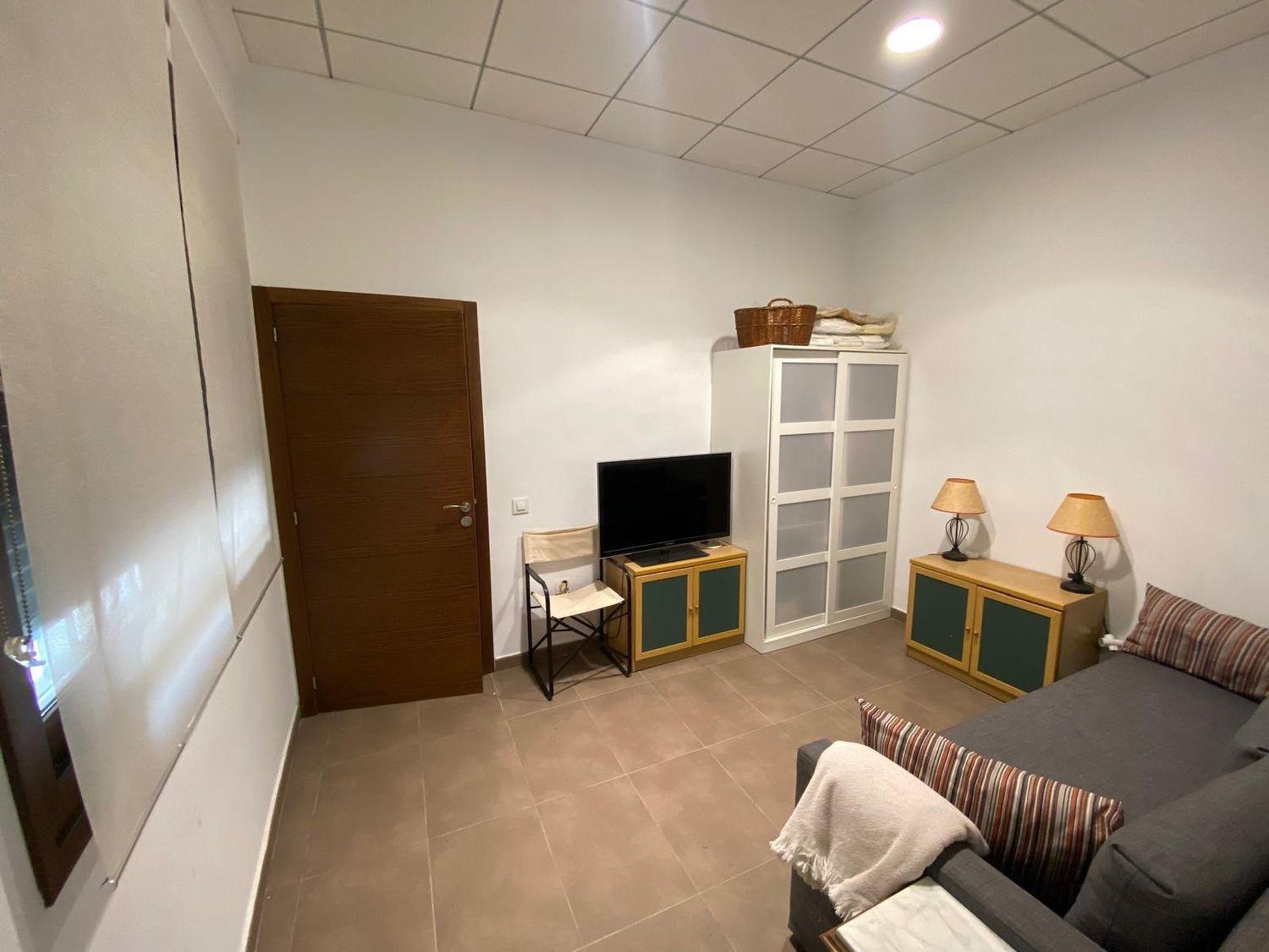 For sale - 5 Bedroom 5 Bathroom Villa in Torrevieja - Centro - Muelle Pesquero  - Alicante