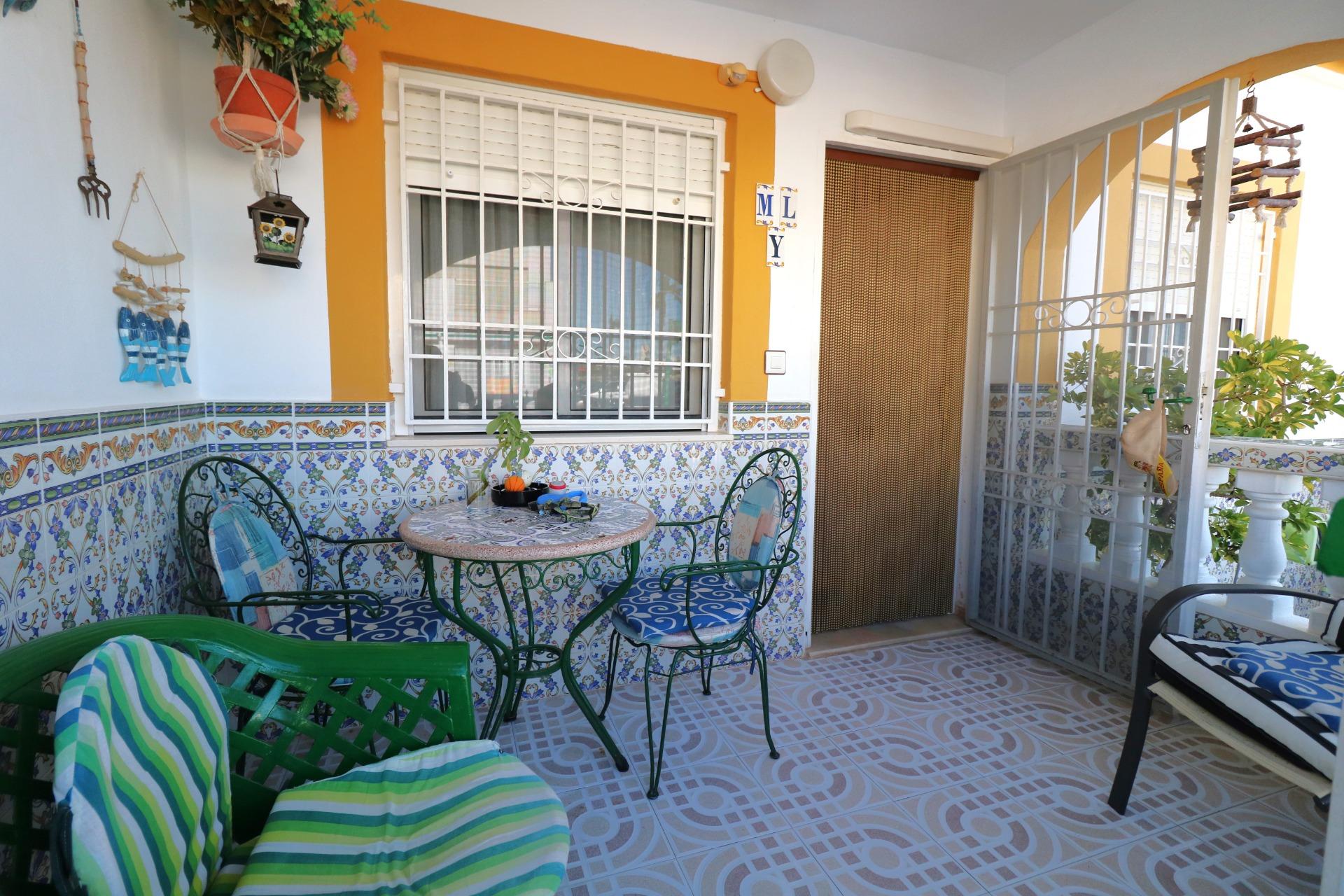 For sale - 2 Bedroom 1 Bathroom Townhouse in Torrevieja - El Limonar  - Alicante