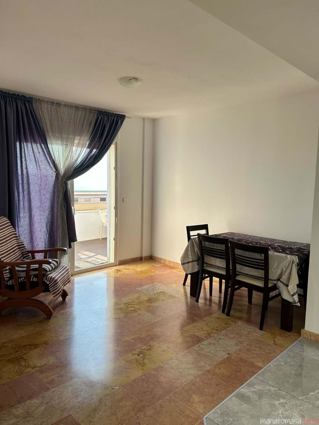 For sale - 2 Bedroom 1 Bathroom Penthouse in Torrevieja - Torreblanca  - Alicante