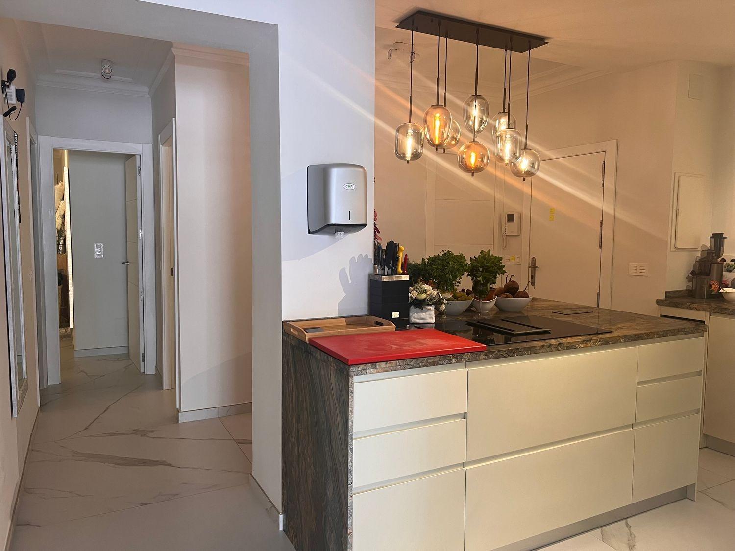 For sale - 3 Bedroom 2 Bathroom Apartment in Torrevieja - Torrevieja  - Alicante