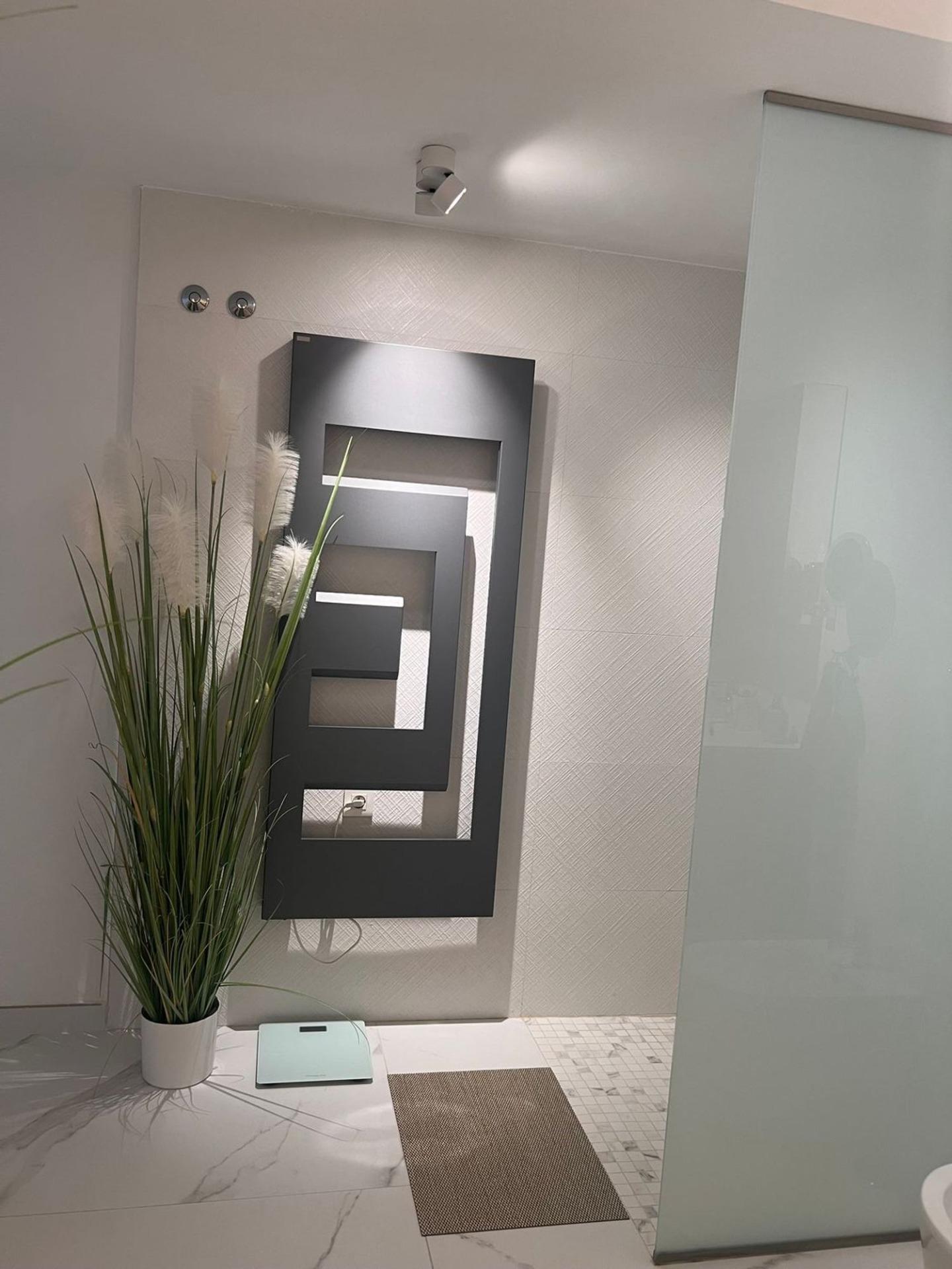 For sale - 3 Bedroom 2 Bathroom Apartment in Torrevieja - Torrevieja  - Alicante