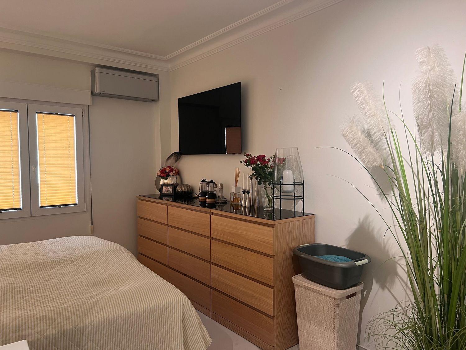 For sale - 3 Bedroom 2 Bathroom Apartment in Torrevieja - Torrevieja  - Alicante