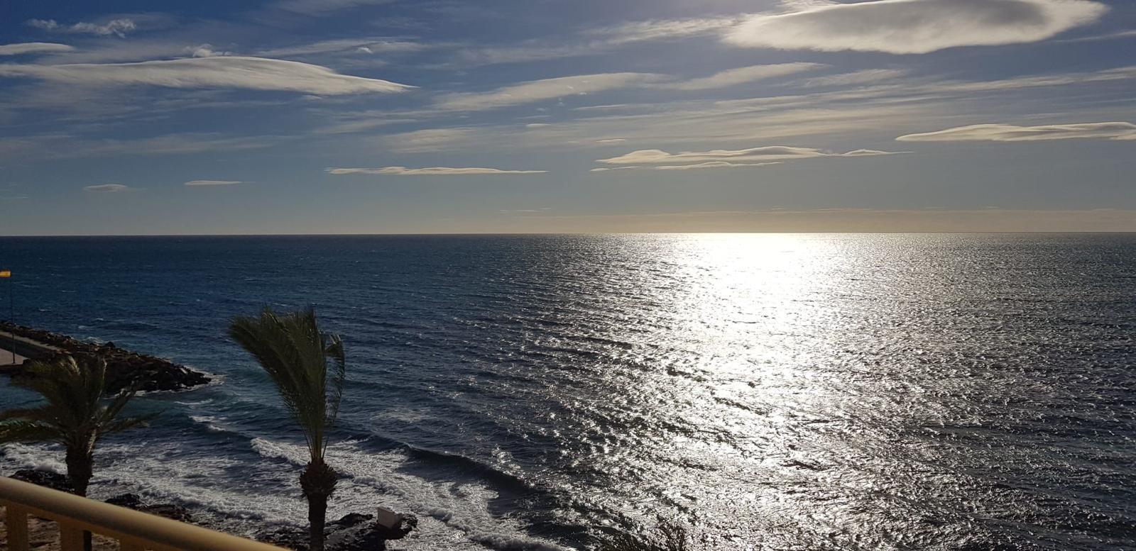 For sale - 4 Bedroom 3 Bathroom Apartment in Torrevieja - Las Piscinas Naturales  - Alicante