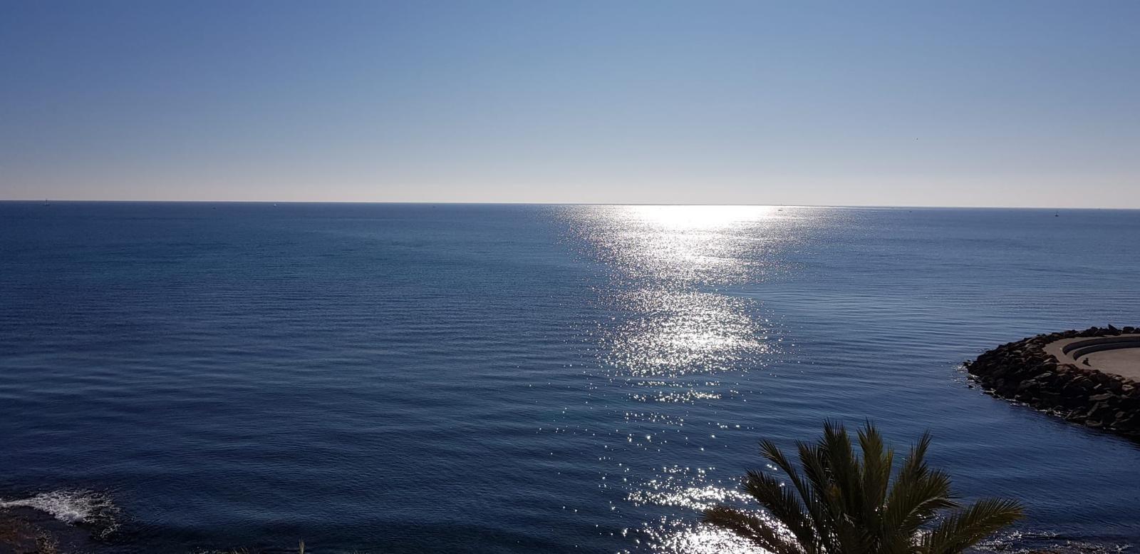 For sale - 4 Bedroom 3 Bathroom Apartment in Torrevieja - Las Piscinas Naturales  - Alicante