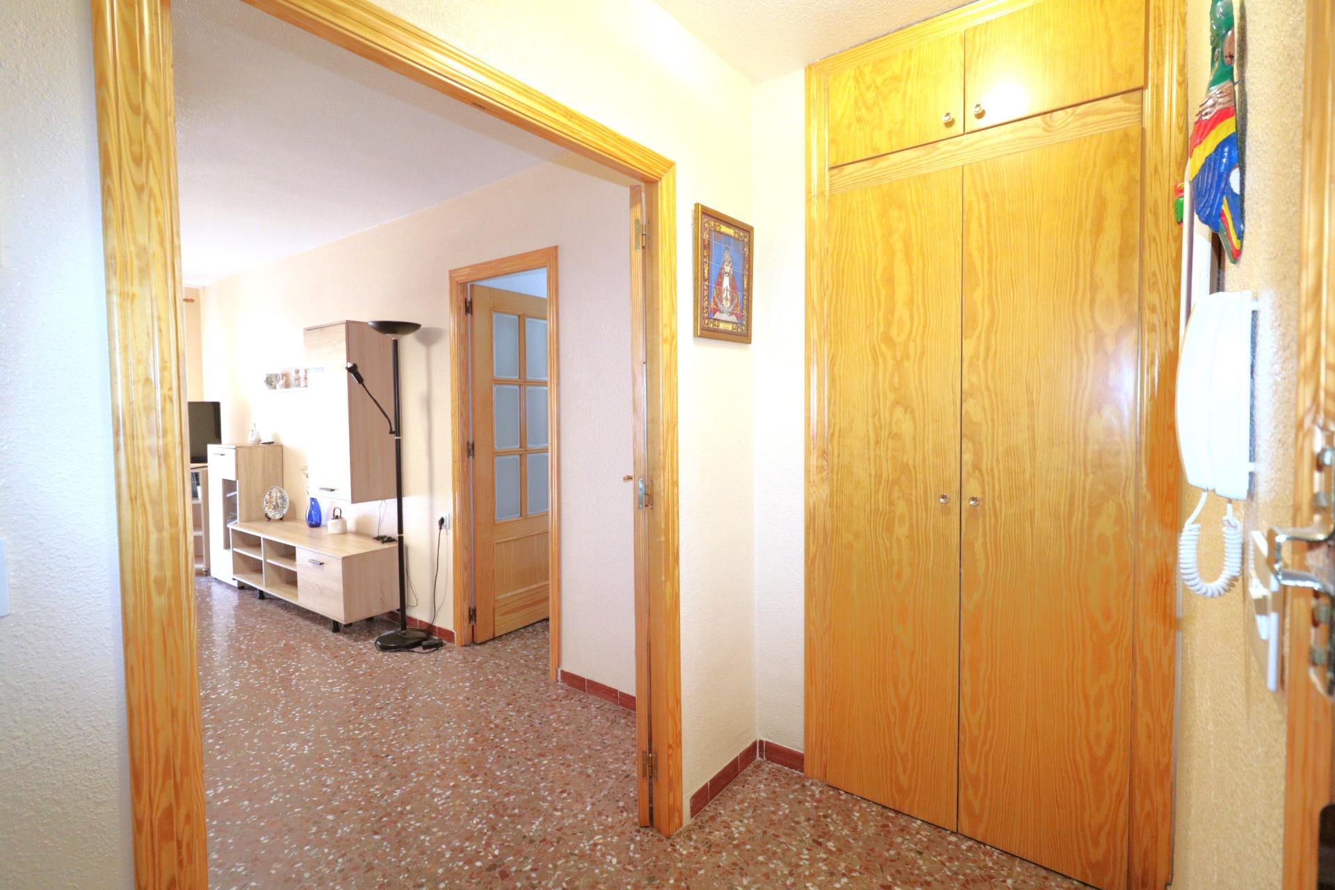 For sale - 3 Bedroom 1 Bathroom Apartment in Torrevieja - Acequion  - Alicante