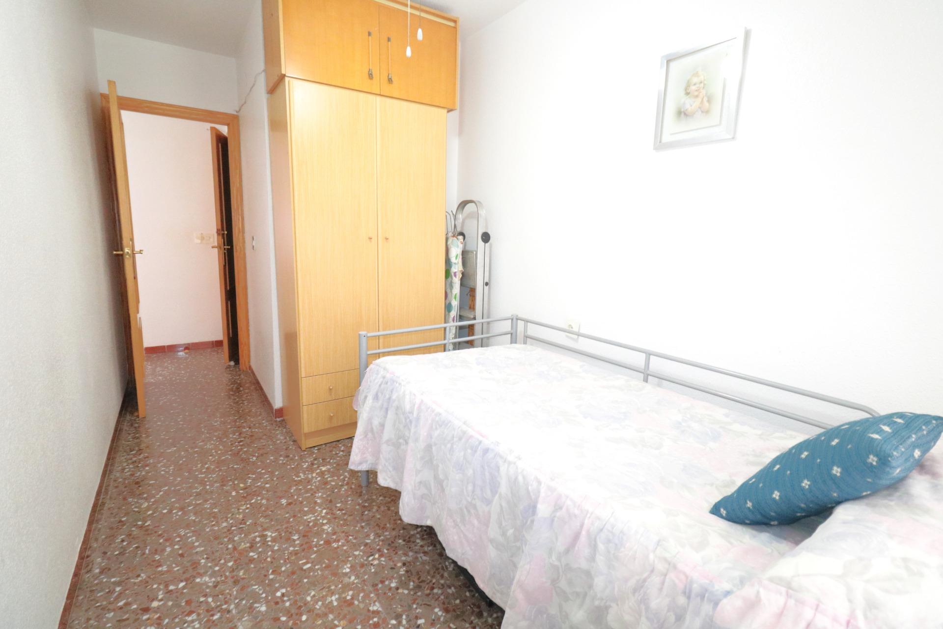 For sale - 3 Bedroom 1 Bathroom Apartment in Torrevieja - Acequion  - Alicante