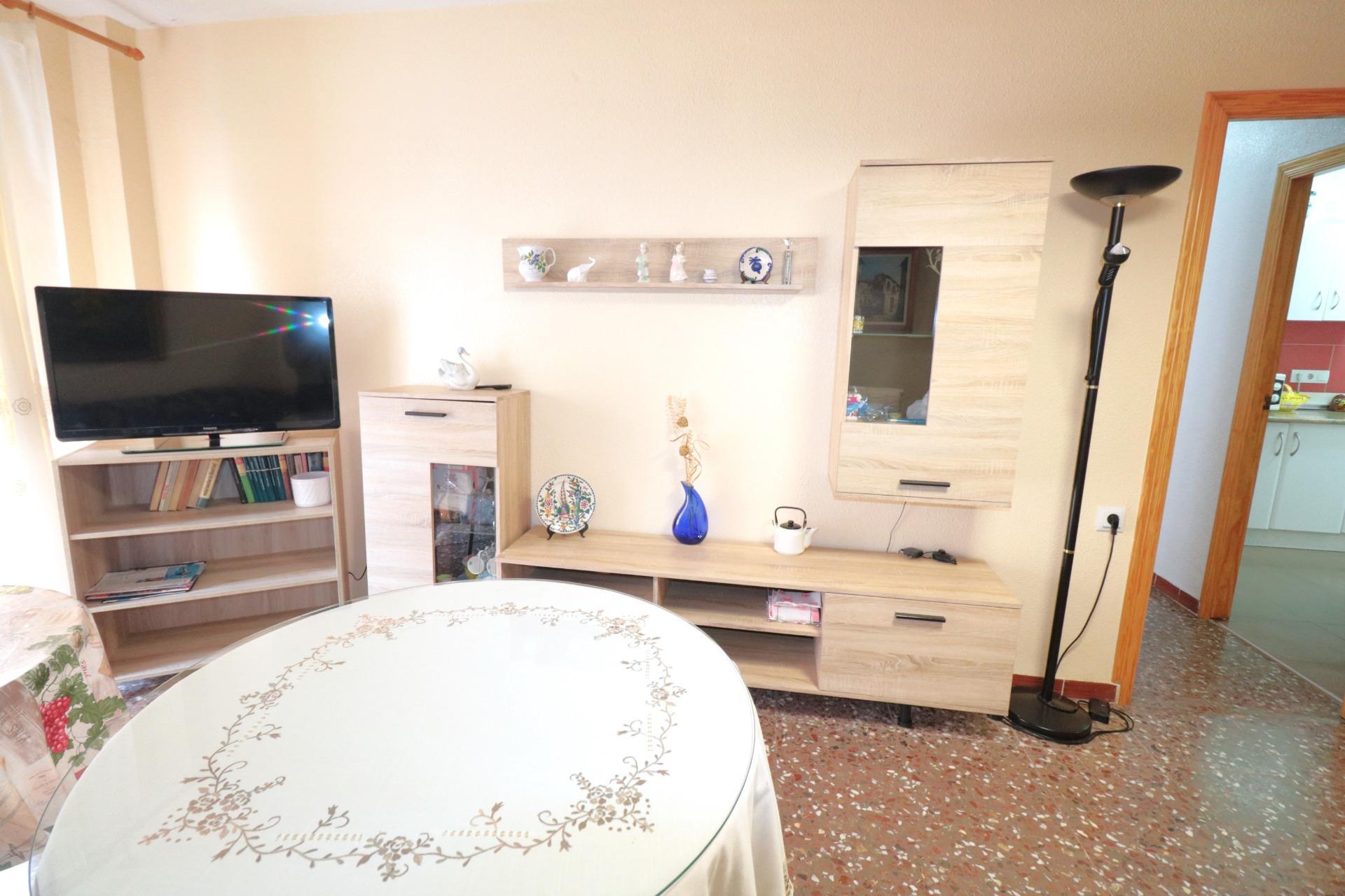 For sale - 3 Bedroom 1 Bathroom Apartment in Torrevieja - Acequion  - Alicante