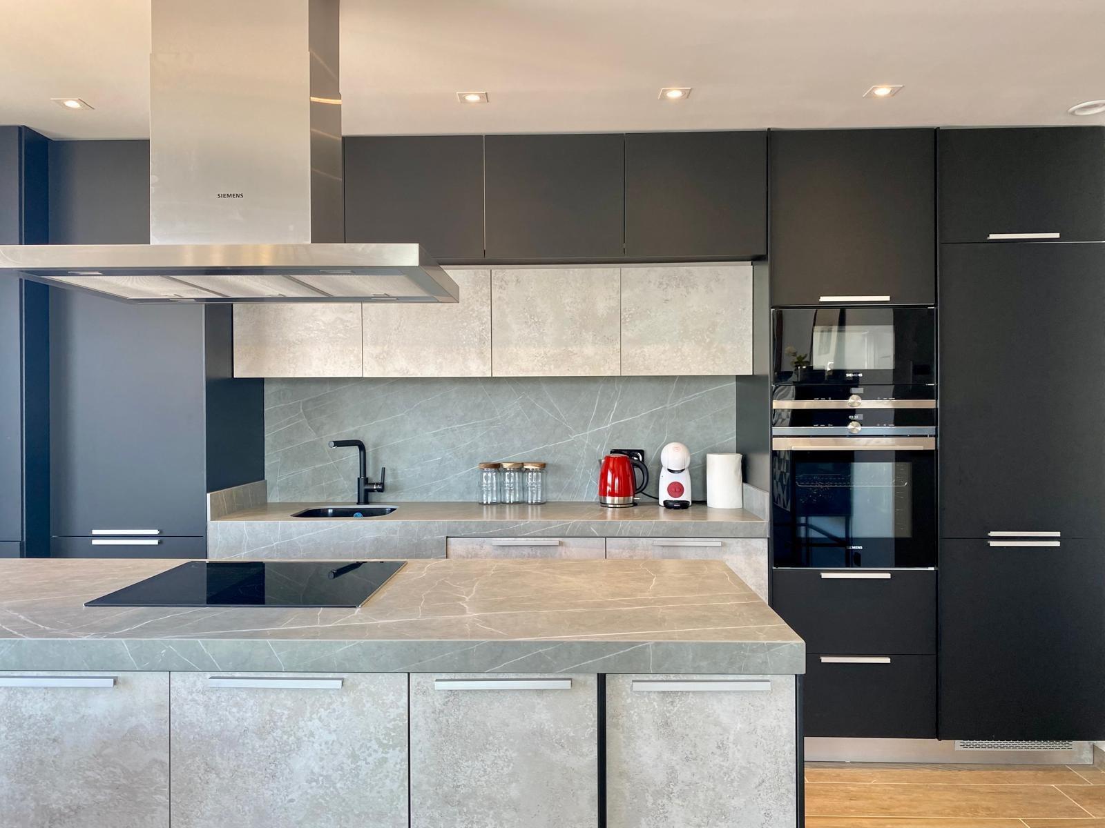 For sale - 3 Bedroom 2 Bathroom Penthouse in Torrevieja - Punta Prima  - Alicante