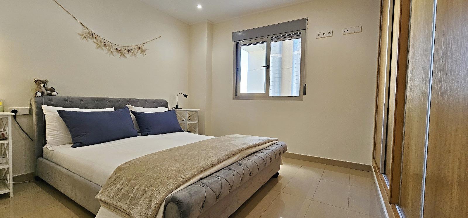For sale - 3 Bedroom 2 Bathroom Apartment in Torrevieja - Estacion De Autobuses  - Alicante