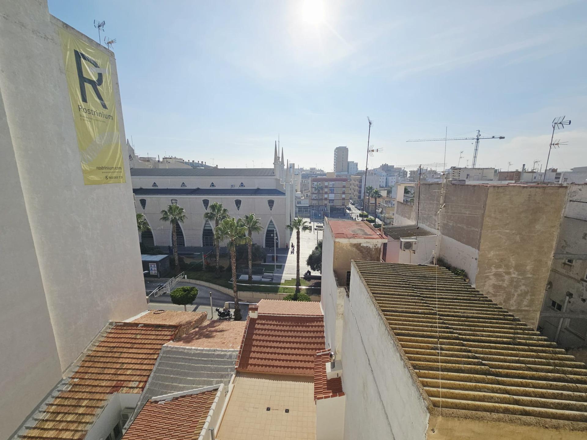 For sale - 3 Bedroom 2 Bathroom Apartment in Torrevieja - Estacion De Autobuses  - Alicante