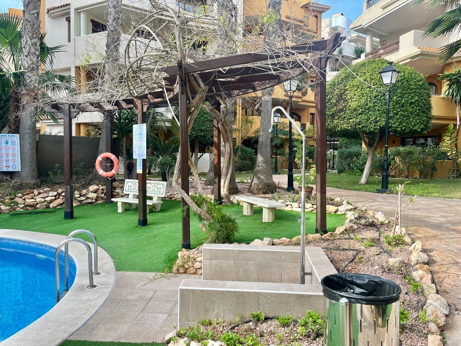 For sale - 2 Bedroom 2 Bathroom Bungalow in Torrevieja - Punta Prima  - Alicante