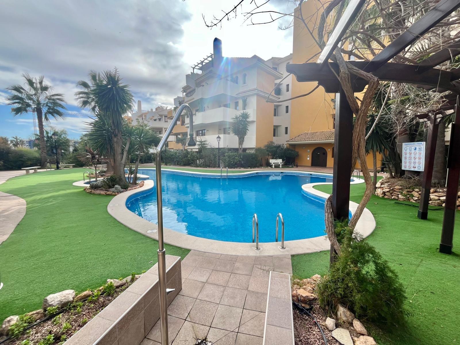 For sale - 2 Bedroom 2 Bathroom Bungalow in Torrevieja - Punta Prima  - Alicante