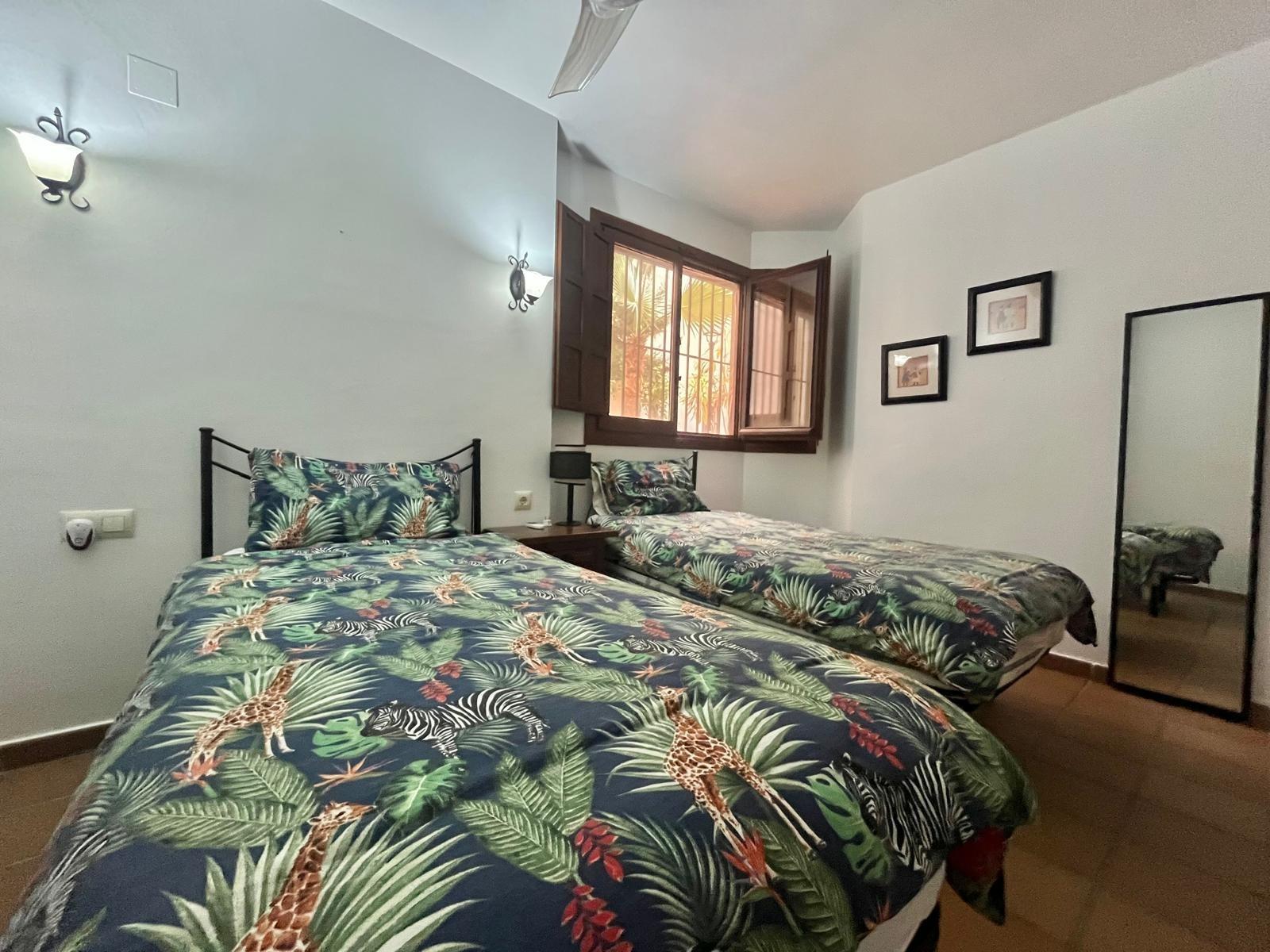 For sale - 2 Bedroom 2 Bathroom Bungalow in Torrevieja - Punta Prima  - Alicante