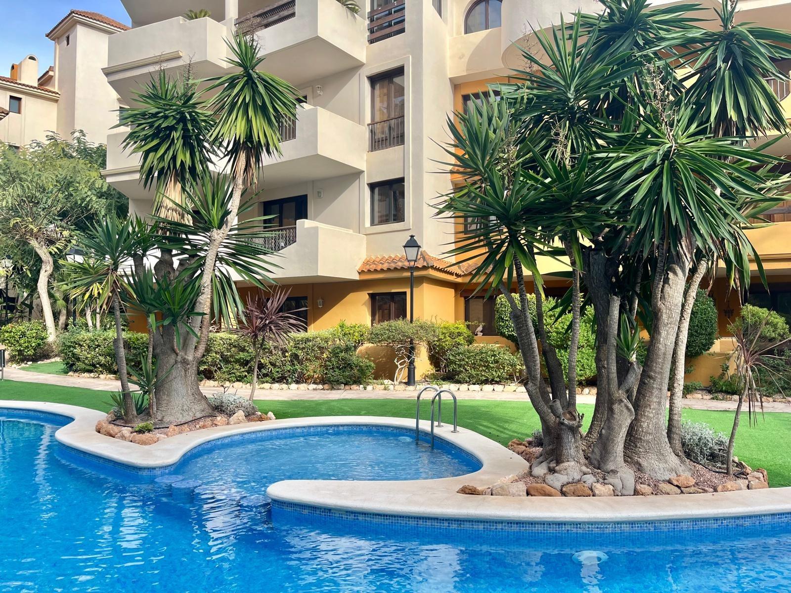 For sale - 2 Bedroom 2 Bathroom Bungalow in Torrevieja - Punta Prima  - Alicante