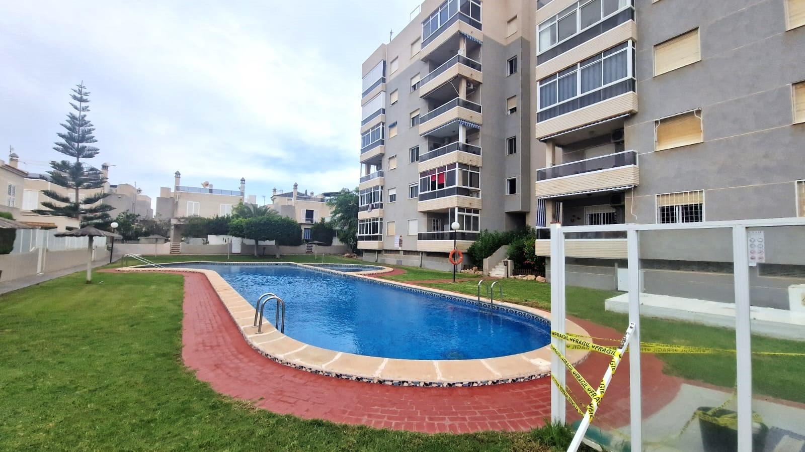 For sale - 3 Bedroom 2 Bathroom Town House in Torrevieja - Torreblanca  - Alicante