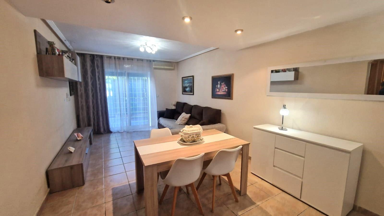 For sale - 3 Bedroom 2 Bathroom Town House in Torrevieja - Torreblanca  - Alicante