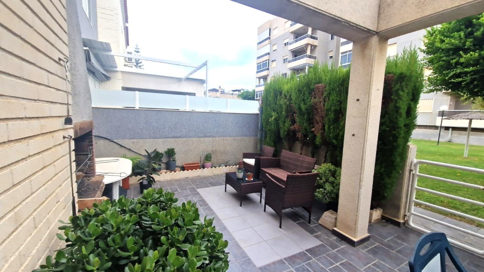 For sale - 3 Bedroom 2 Bathroom Town House in Torrevieja - Torreblanca  - Alicante