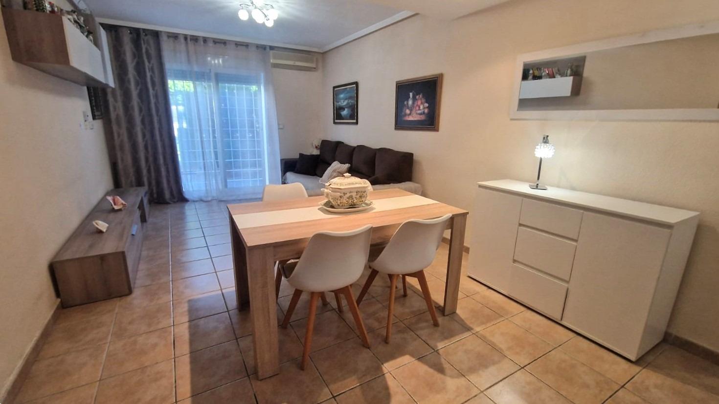 For sale - 3 Bedroom 2 Bathroom Town House in Torrevieja - Torreblanca  - Alicante