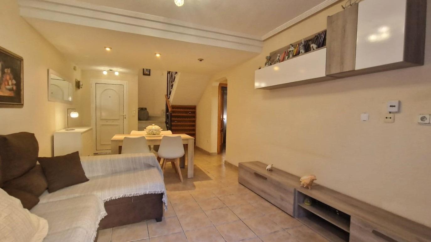 For sale - 3 Bedroom 2 Bathroom Town House in Torrevieja - Torreblanca  - Alicante