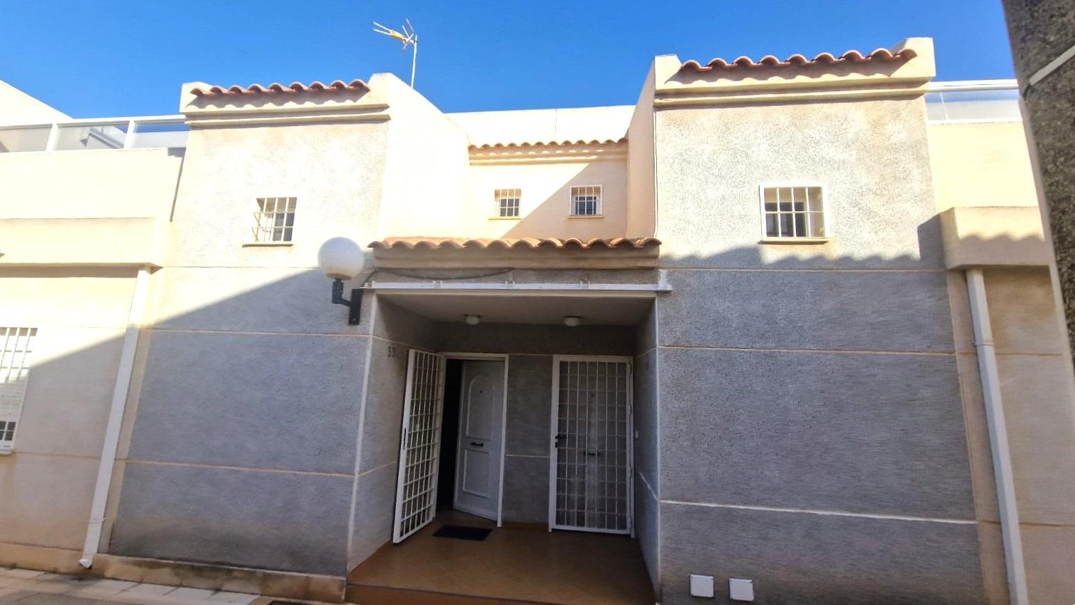 For sale - 3 Bedroom 2 Bathroom Town House in Torrevieja - Torreblanca  - Alicante