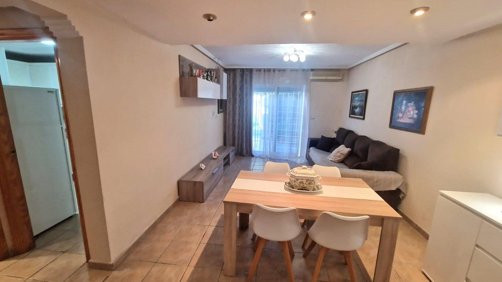 For sale - 3 Bedroom 2 Bathroom Town House in Torrevieja - Torreblanca  - Alicante
