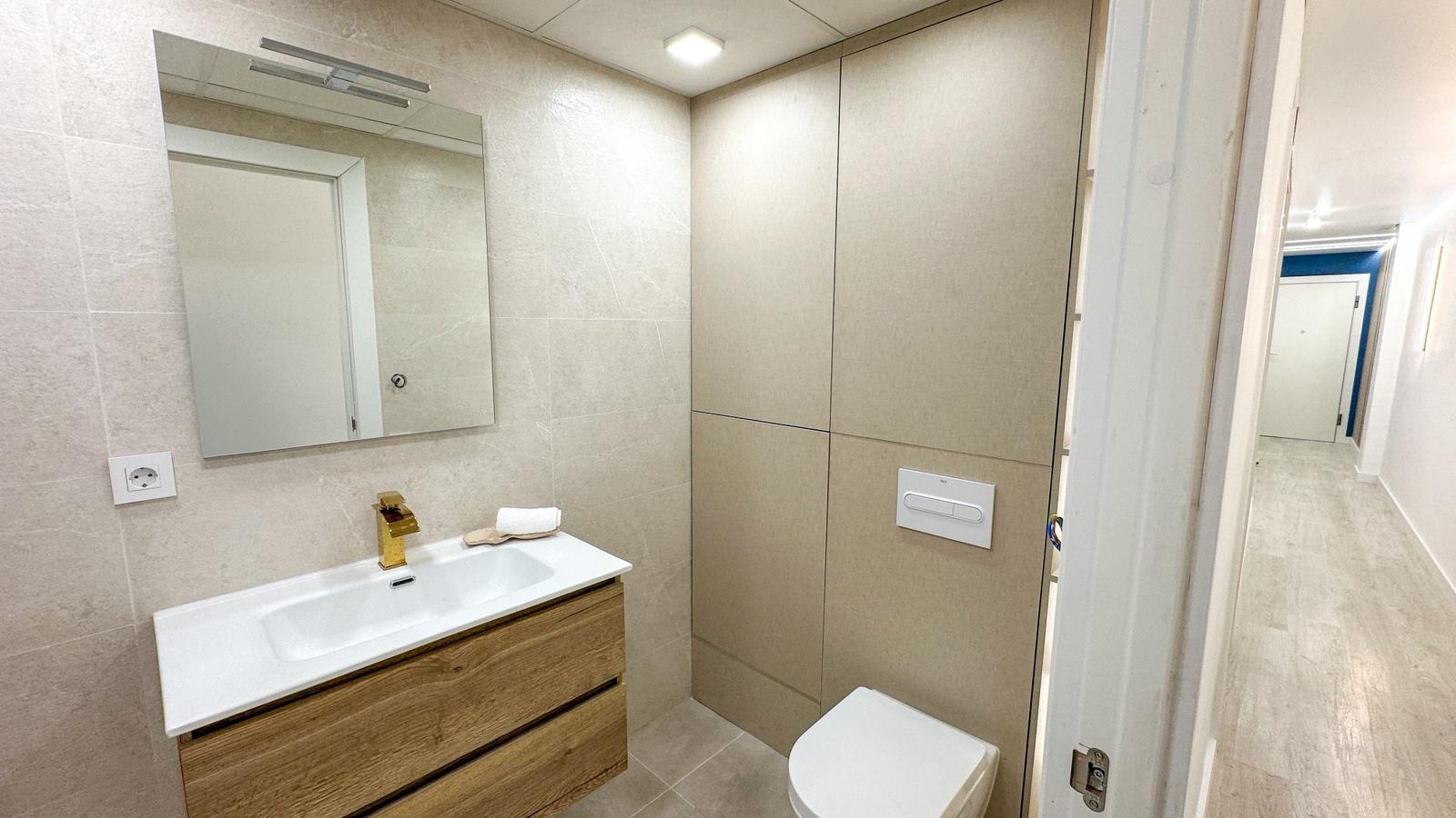 For sale - 2 Bedroom 2 Bathroom Apartment in Torrevieja - Costa Blanca  - Alicante