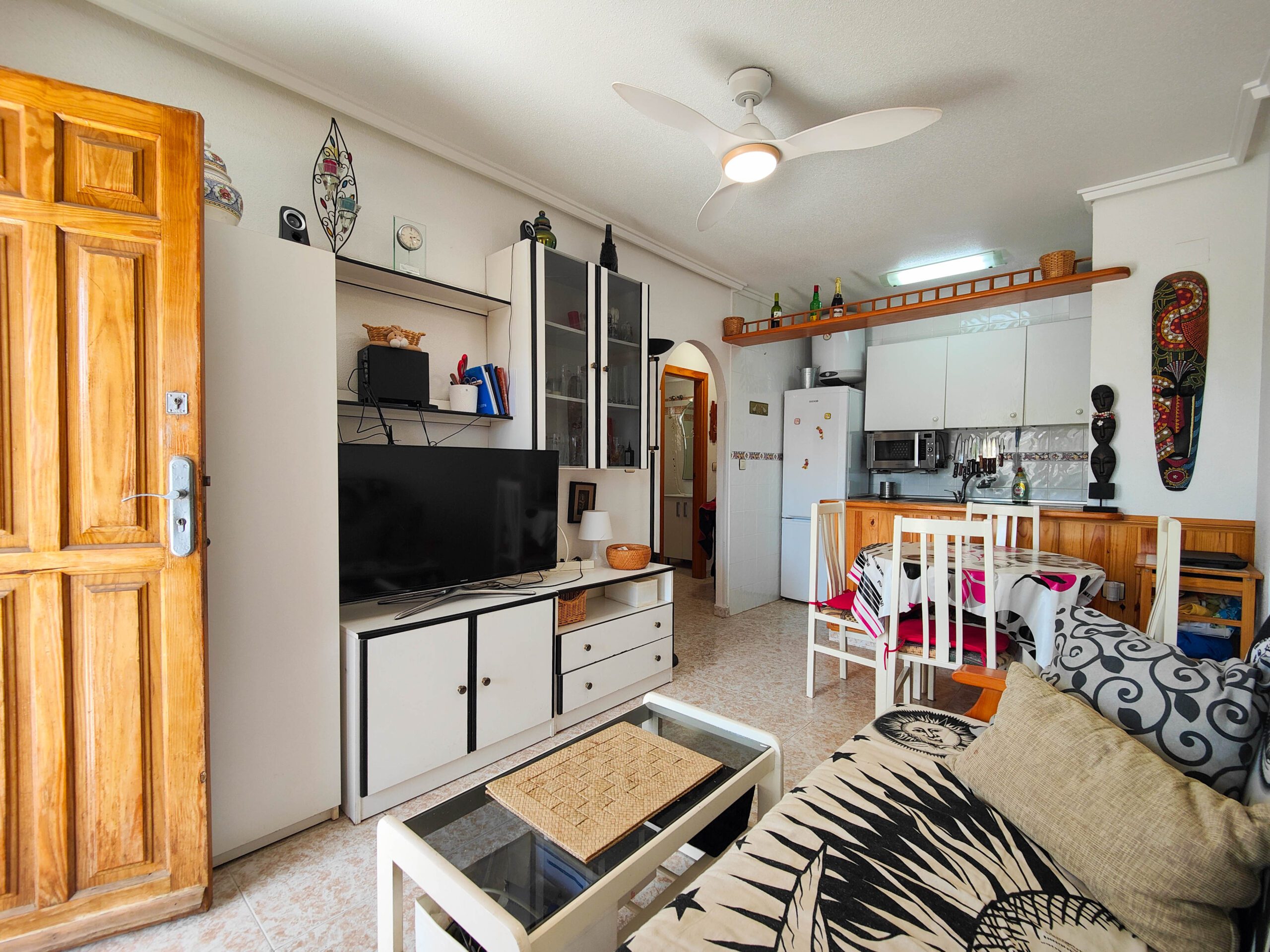 For sale - 3 Bedroom 1 Bathroom Penthouse in Torrevieja - Costa Blanca  - Alicante