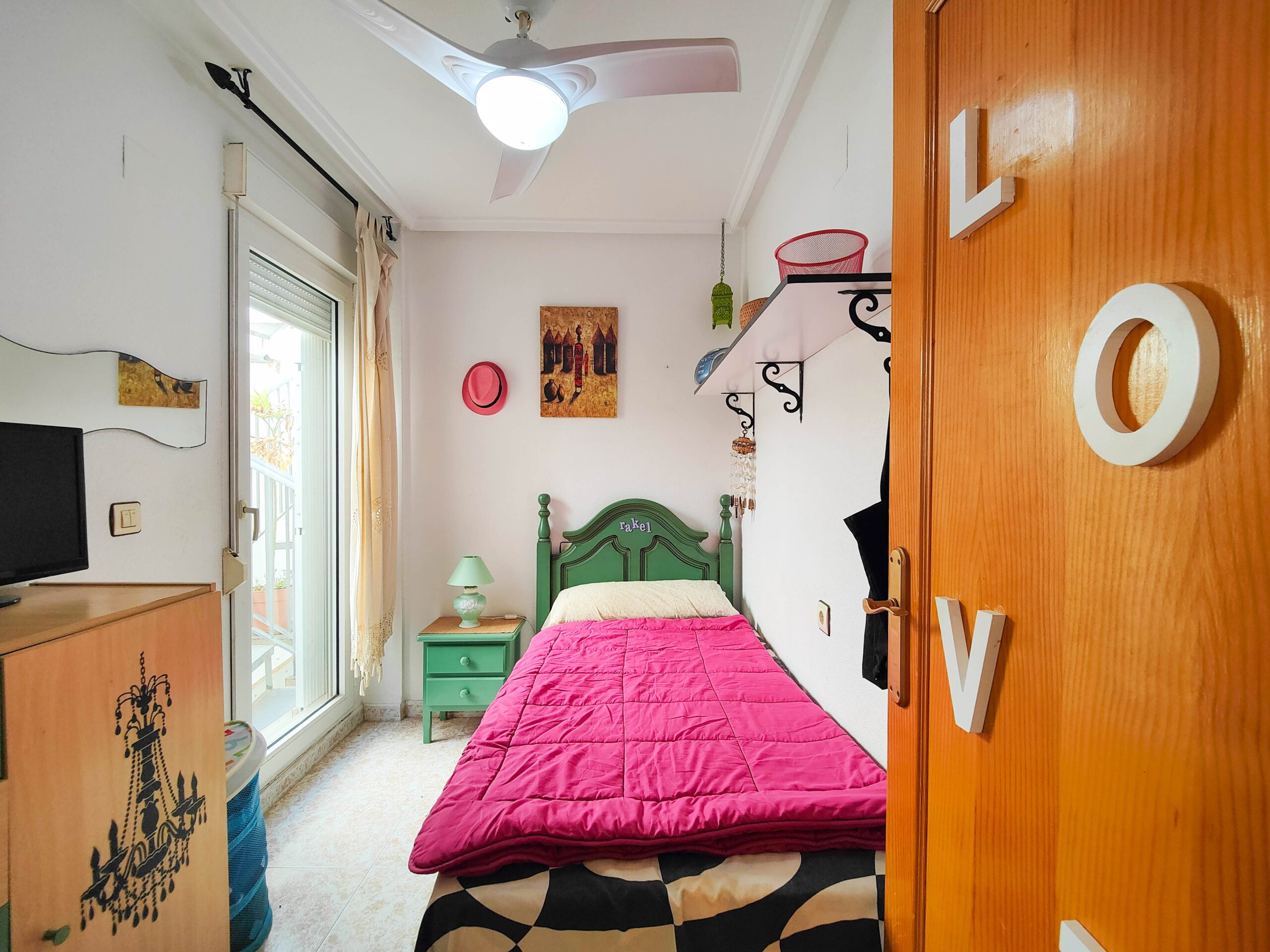 For sale - 3 Bedroom 1 Bathroom Penthouse in Torrevieja - Costa Blanca  - Alicante