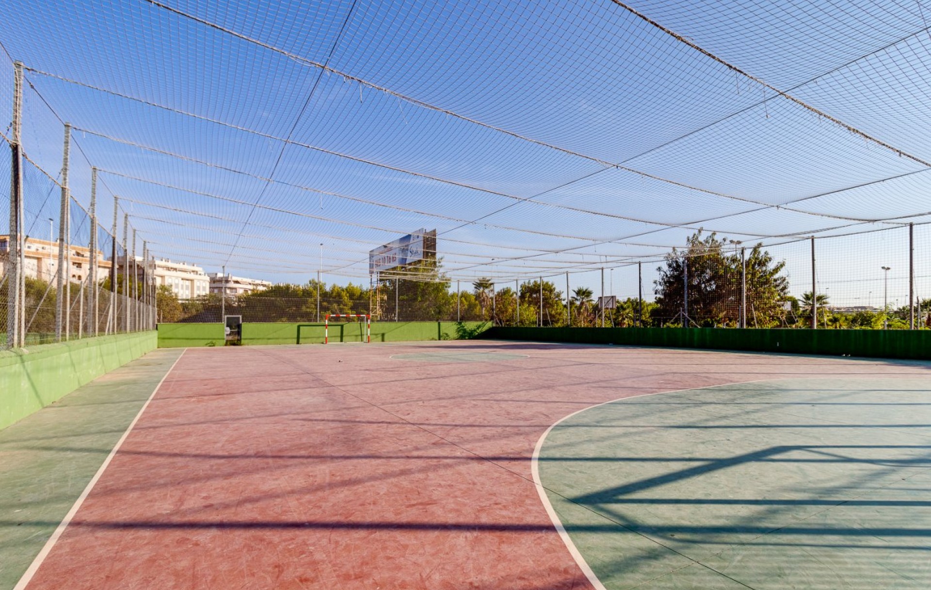 For sale - 3 Bedroom 1 Bathroom Penthouse in Torrevieja - Costa Blanca  - Alicante