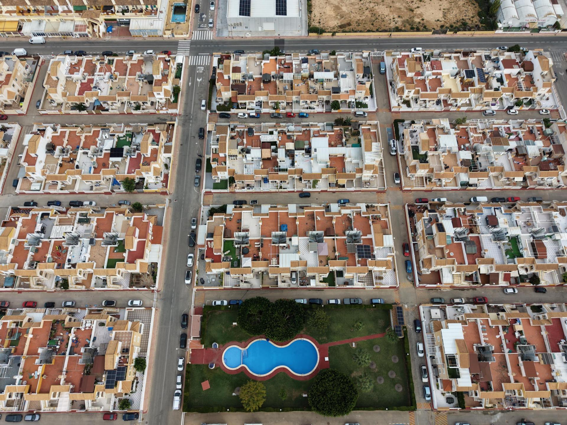 For sale - 2 Bedroom 1 Bathroom Bungalow in Torrevieja - El Limonar  - Alicante