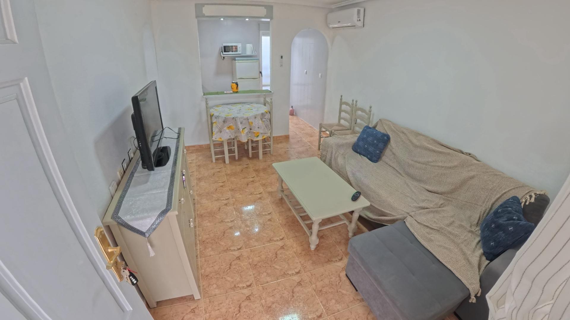 For sale - 2 Bedroom 1 Bathroom Bungalow in Torrevieja - El Limonar  - Alicante