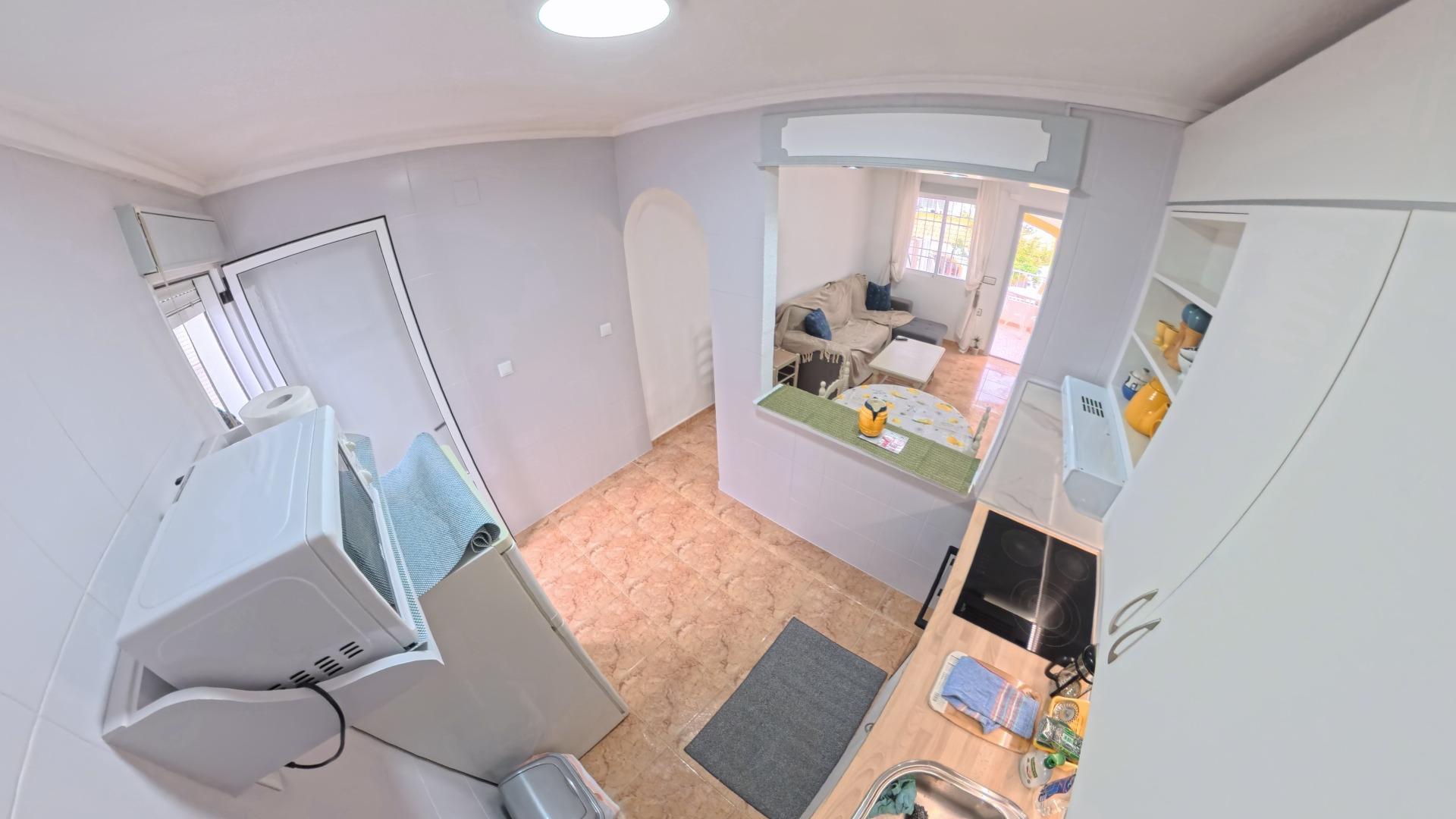 For sale - 2 Bedroom 1 Bathroom Bungalow in Torrevieja - El Limonar  - Alicante