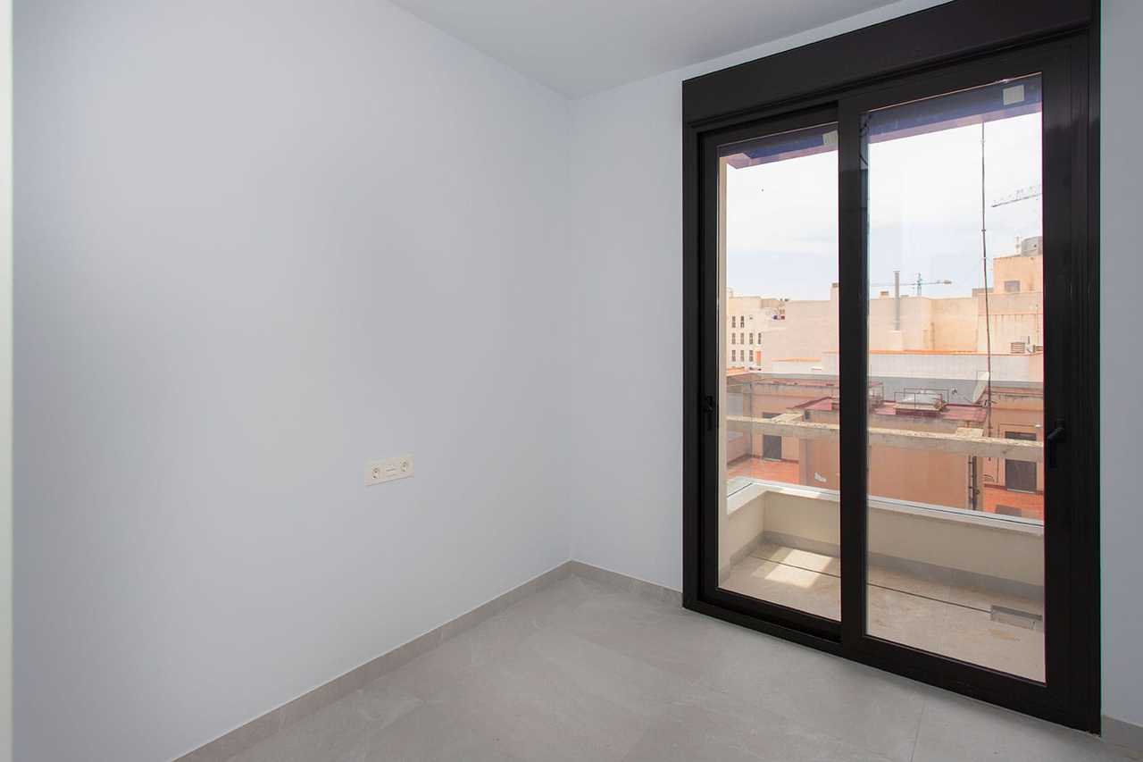 For sale - 2 Bedroom 2 Bathroom Apartment in Torrevieja - Costa Blanca  - Alicante