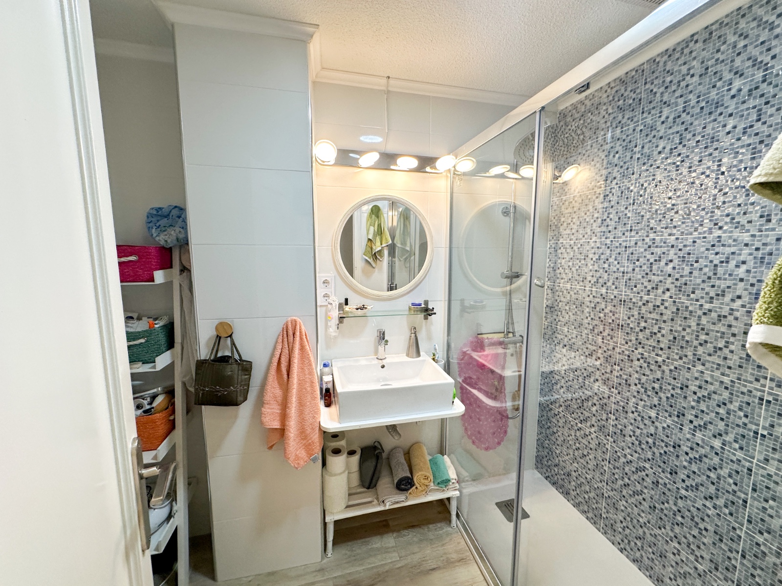 For sale - 2 Bedroom 1 Bathroom Apartment in Torrevieja - Costa Blanca  - Alicante