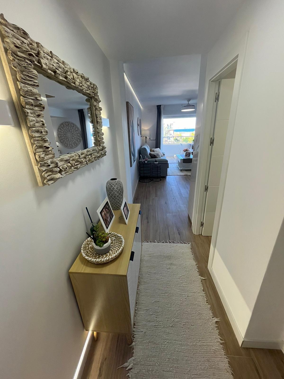 For sale - 3 Bedroom 2 Bathroom Apartment in Torrevieja - Punta Prima  - Alicante