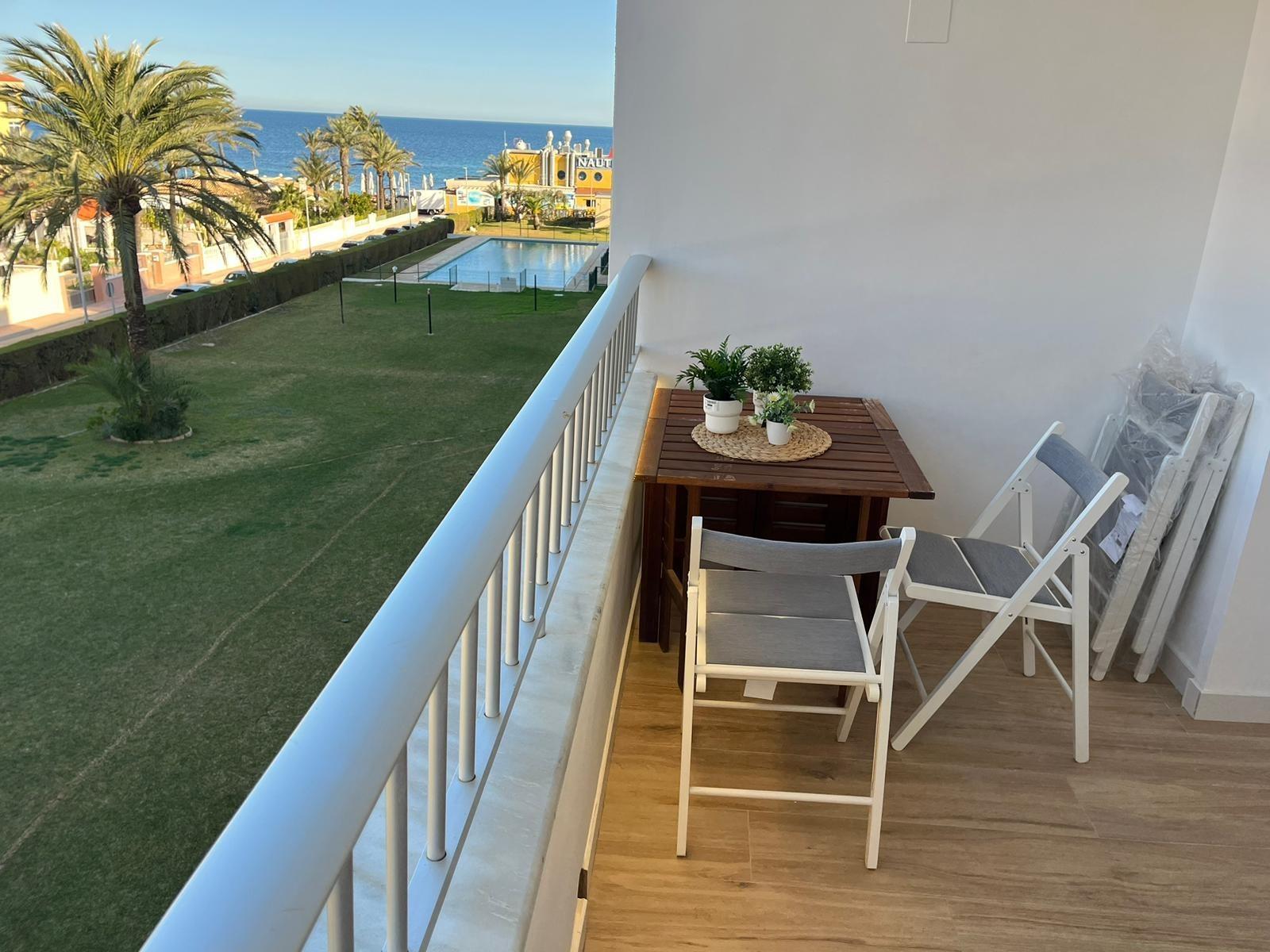 For sale - 3 Bedroom 2 Bathroom Apartment in Torrevieja - Punta Prima  - Alicante