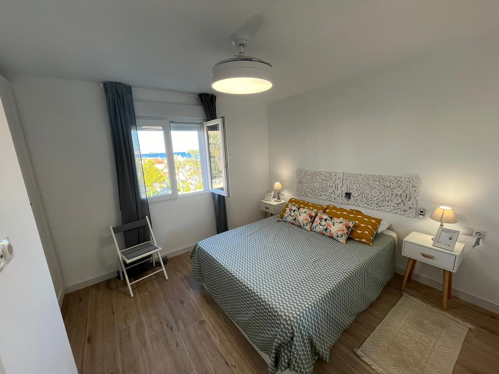 For sale - 3 Bedroom 2 Bathroom Apartment in Torrevieja - Punta Prima  - Alicante