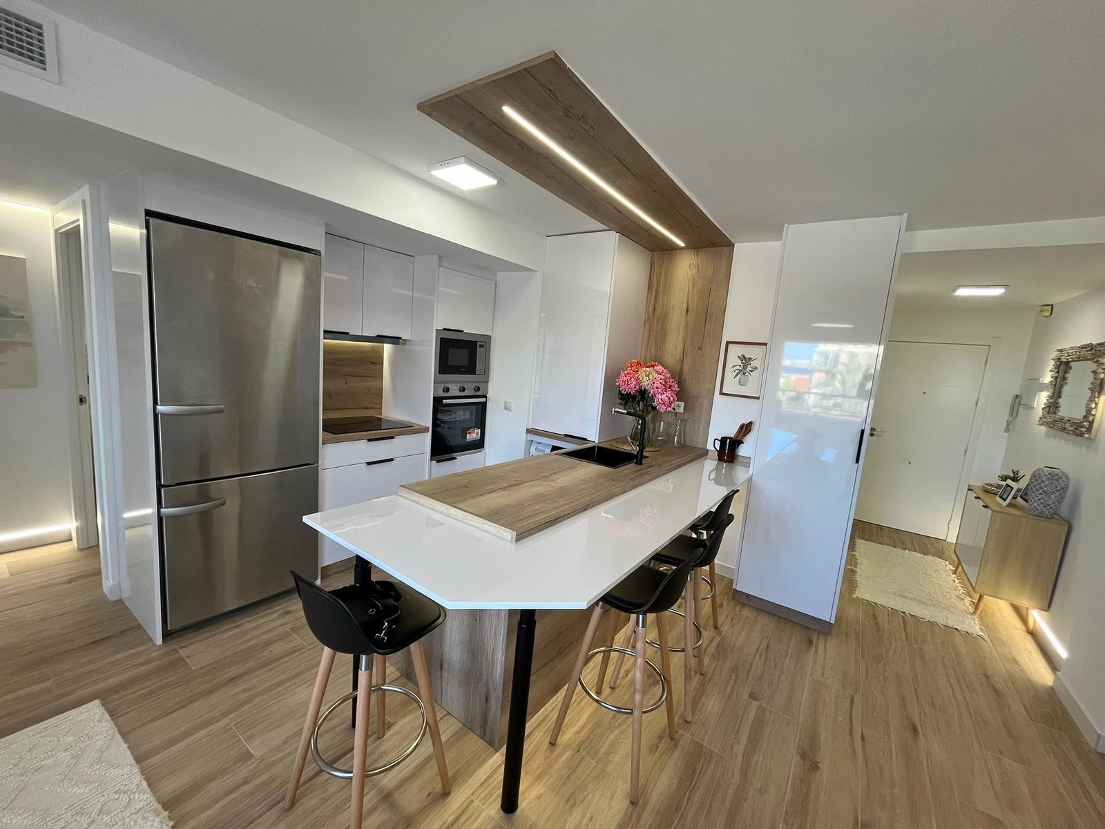 For sale - 3 Bedroom 2 Bathroom Apartment in Torrevieja - Punta Prima  - Alicante