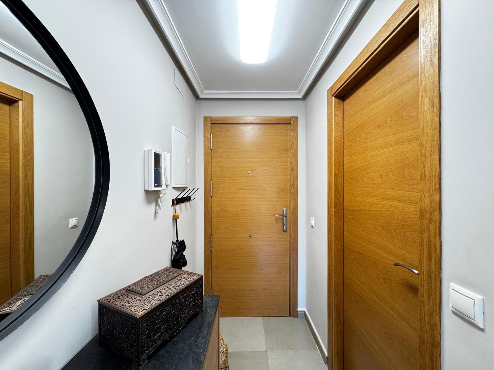For sale - 3 Bedroom 2 Bathroom Apartment in Torrevieja - Playa Del Cura  - Alicante