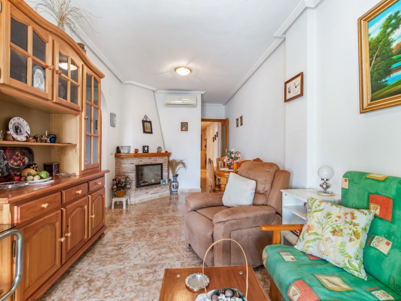 For sale - 3 Bedroom 2 Bathroom Penthouse Penthouse in Torrevieja - Costa Blanca  - Alicante