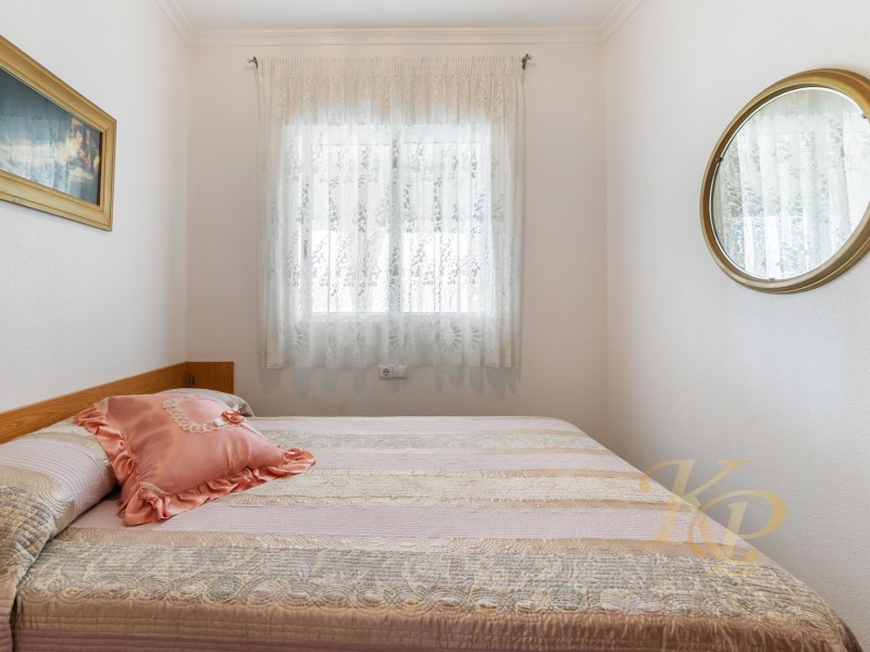 For sale - 3 Bedroom 2 Bathroom Penthouse Penthouse in Torrevieja - Costa Blanca  - Alicante