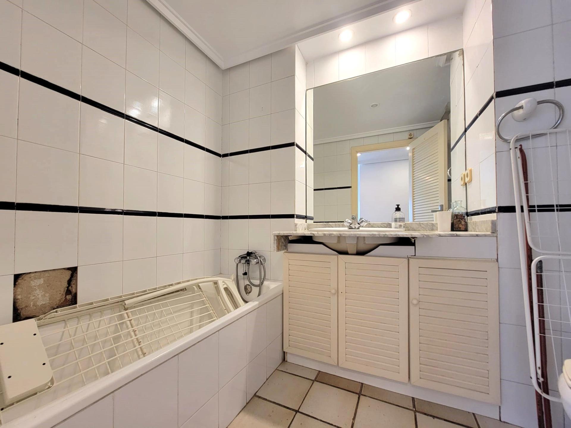 For sale - 2 Bedroom 2 Bathroom Penthouse in Torrevieja - Playa De La Mata  - Alicante